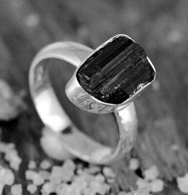 Raw Black Tourmaline Ring, Sterling Silver Rings for women, Natural Uncut Gemstone, Crystal Raw Stone Ring