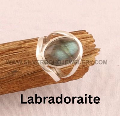 Real Rainbow Moonstone AAA+Quality Gemstone Ring 925-Antique Silver Ring,Milddle Finger Ring, Gift For Her Oval Ring,Sterling Silver Ring,