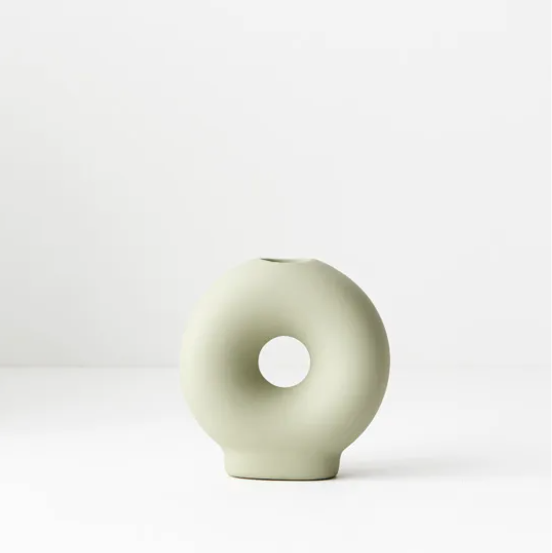 Ola Candle Holder