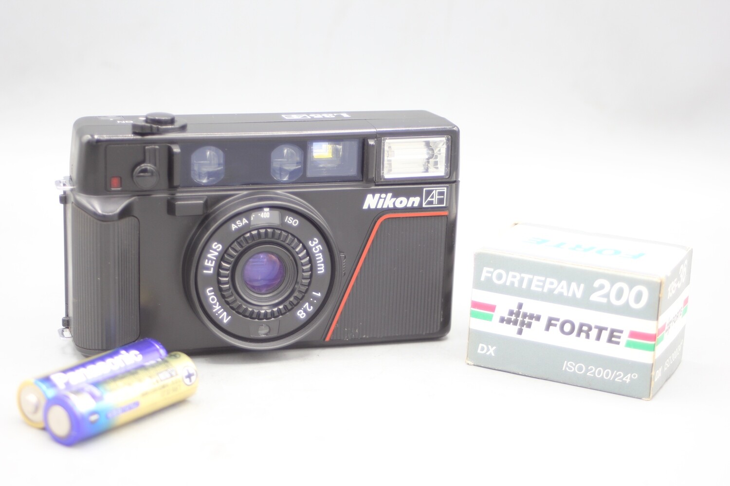​Nikon L35 AF P&S Film Camera Clad Seals Tested
