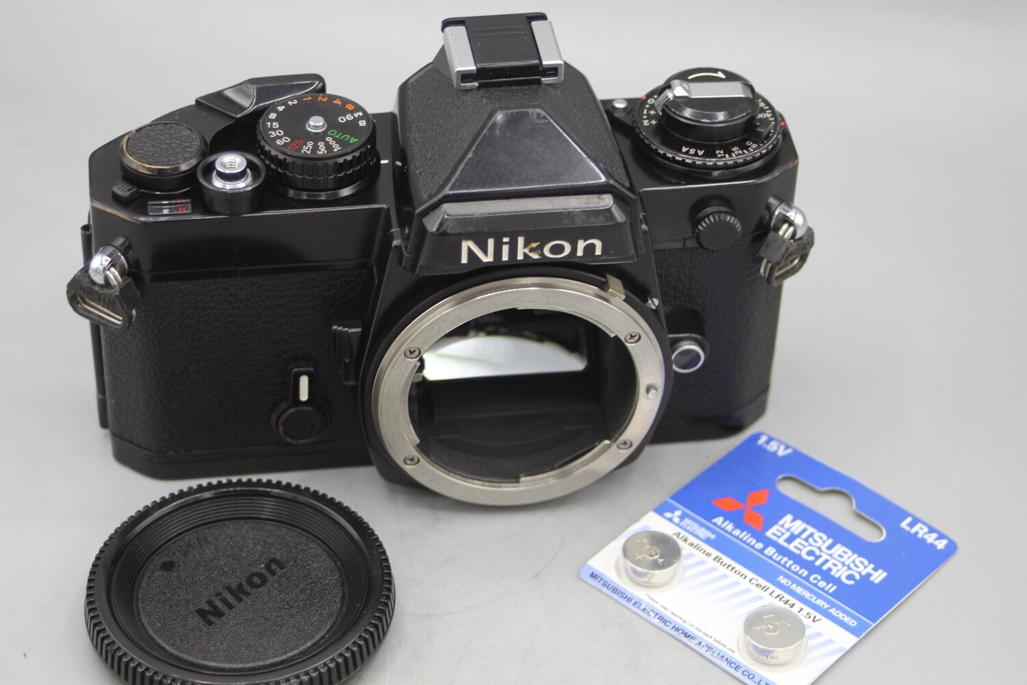 Nikon FE 35mm SLR Camera Body Clad Seals Tested