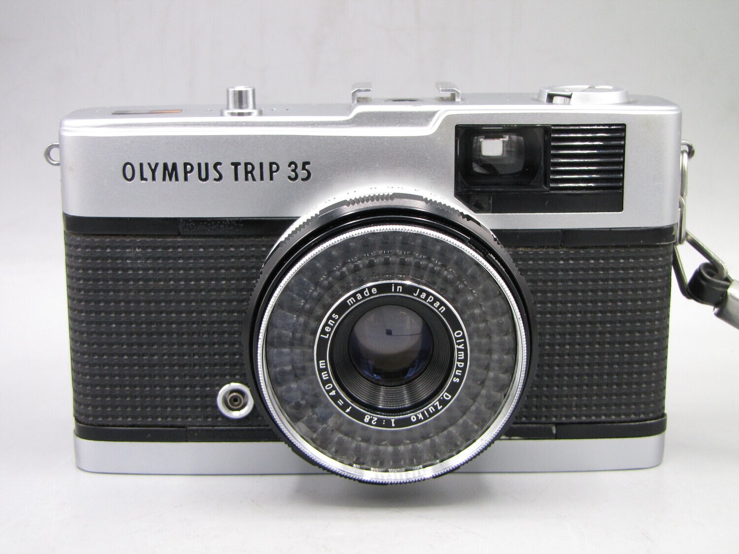 Olympus Trip 35 P&S 35mm Camera Clad Seals Film Tested