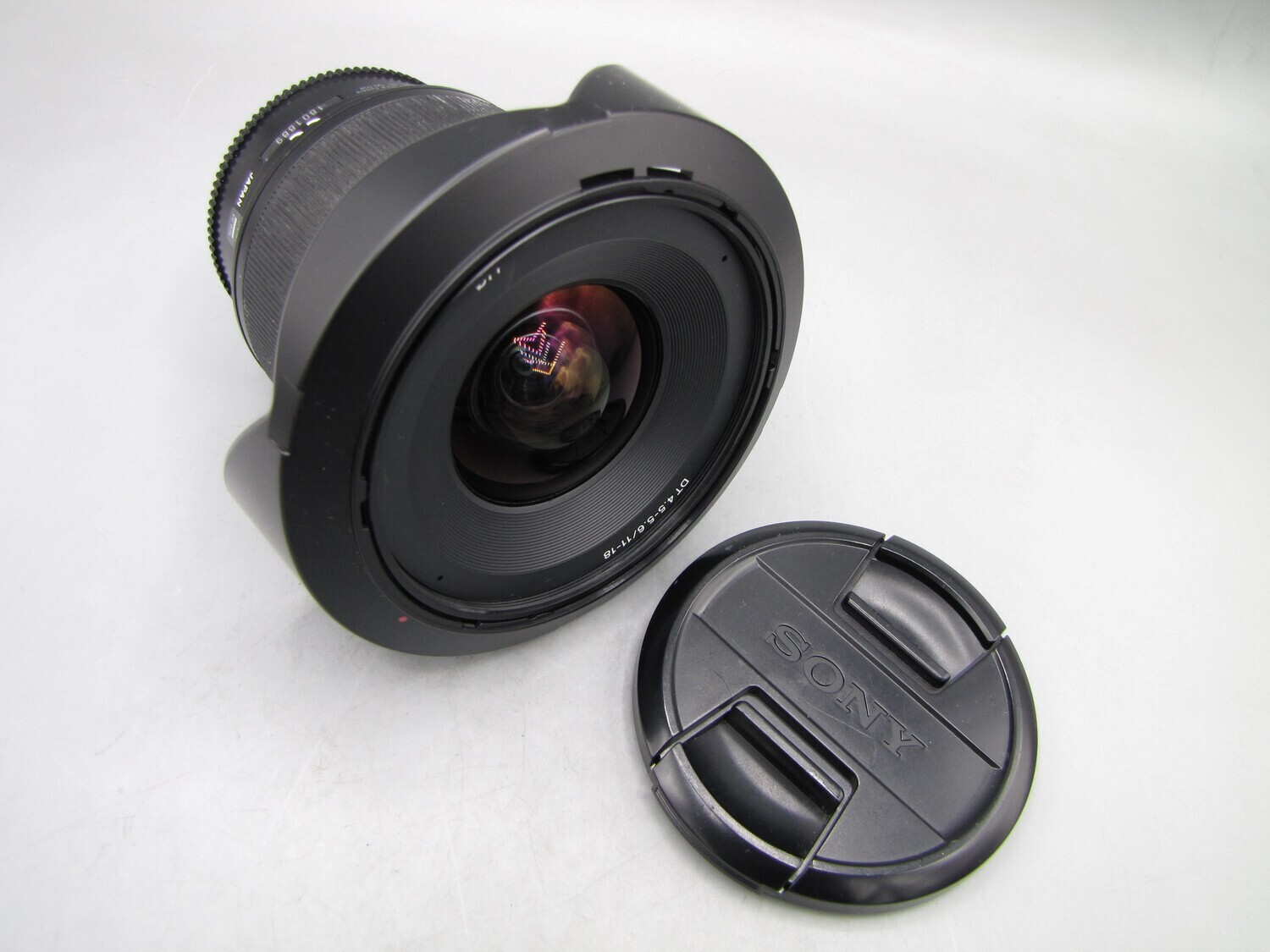 Sony DT A-mount 4.5-5.6 11-18 Lens EXC+++