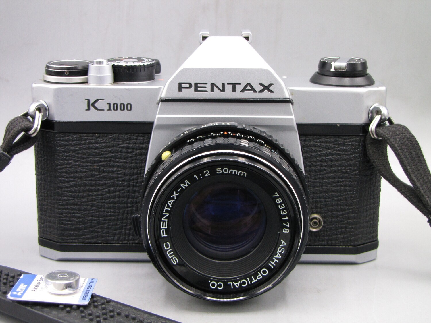 Pentax K1000 35mm SLR Camera w 1:2/50 Clad Seals Battery Tested
