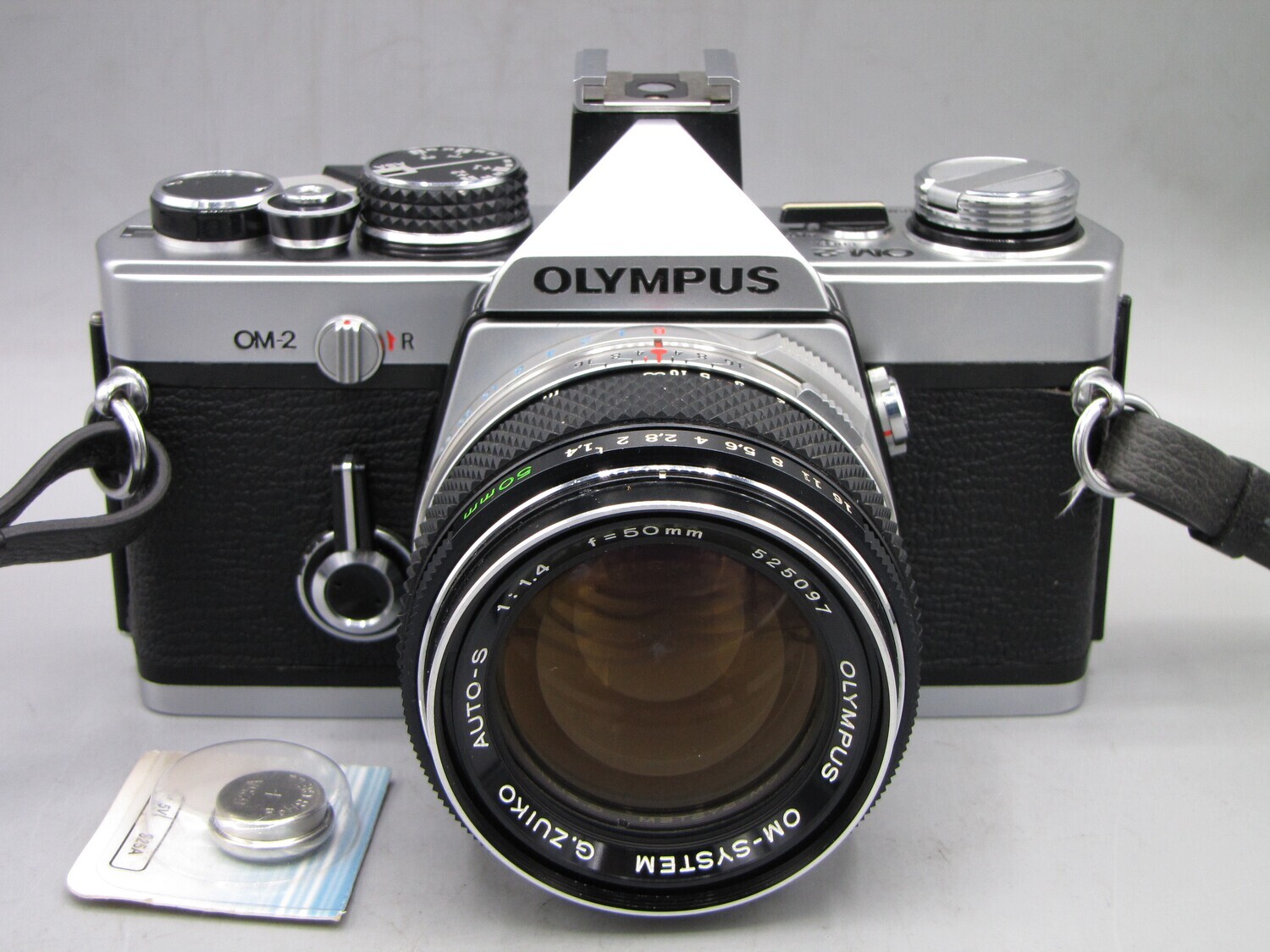 Olympus OM2 35mm SLR Camera w 1:1.4/50 Clad Seals Battery