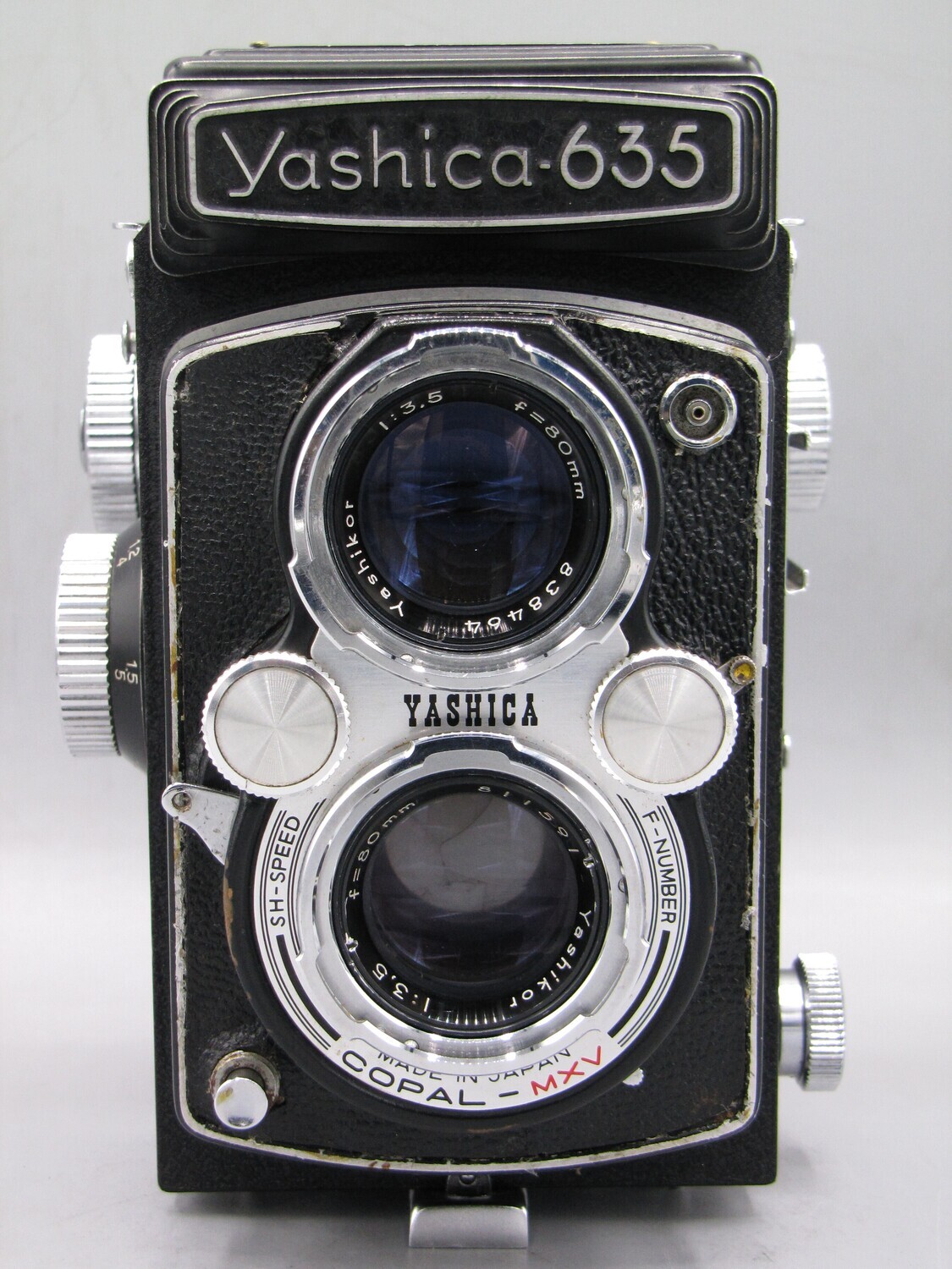 Yashica 635 TLR Camera CLAD SEALS Film Tested