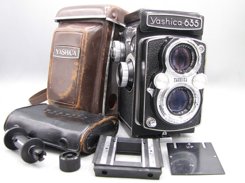 Yashica 635 TLR Camera CLAD SEALS Film Tested