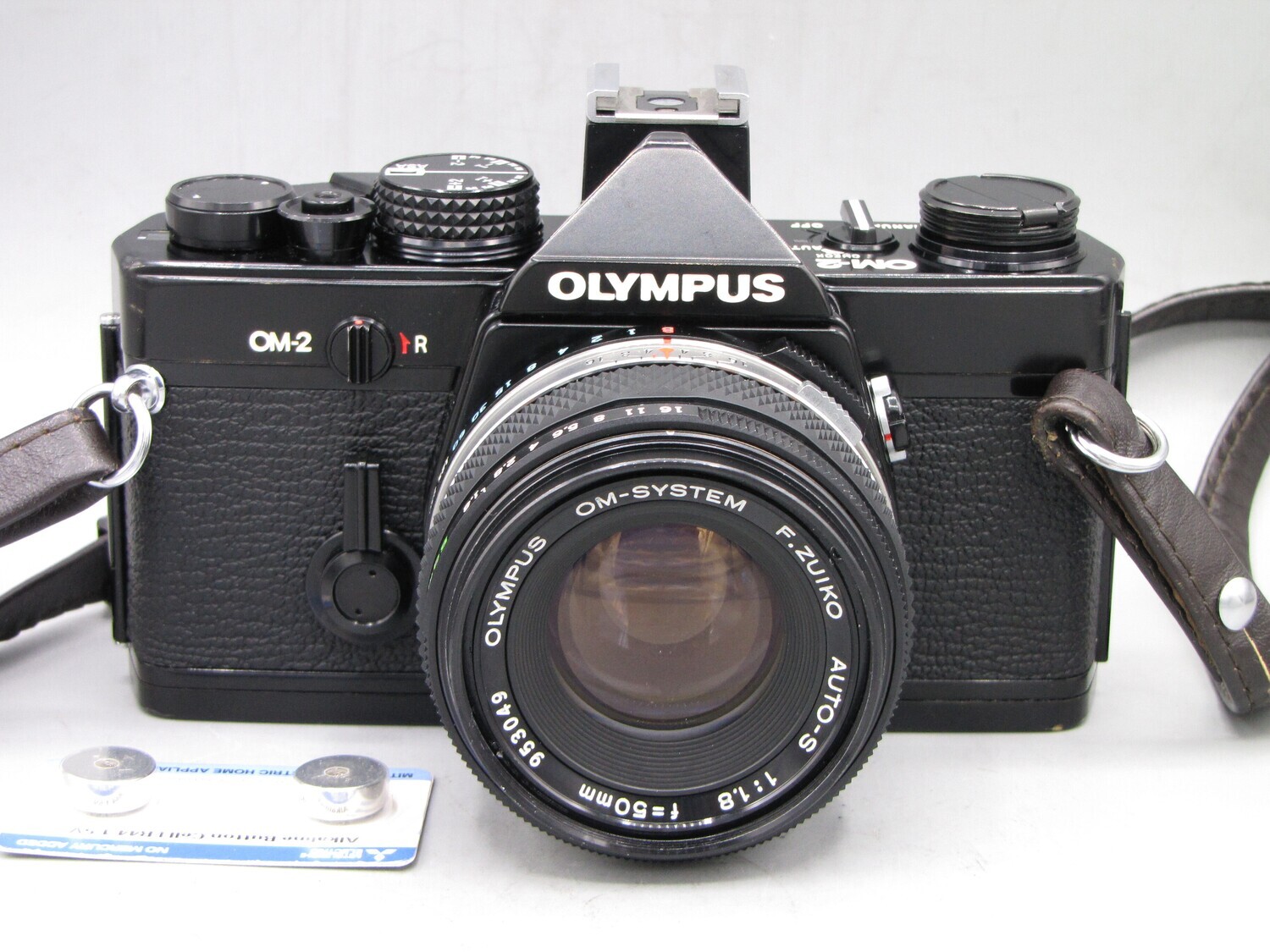 Olympus OM2 35mm SLR Camera w 1.8/50 Clad Seals Battery Tested