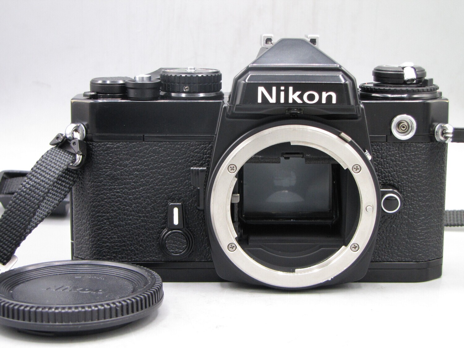 Nikon FE 35mm SLR Camera Body Clad Seals Battery Tested