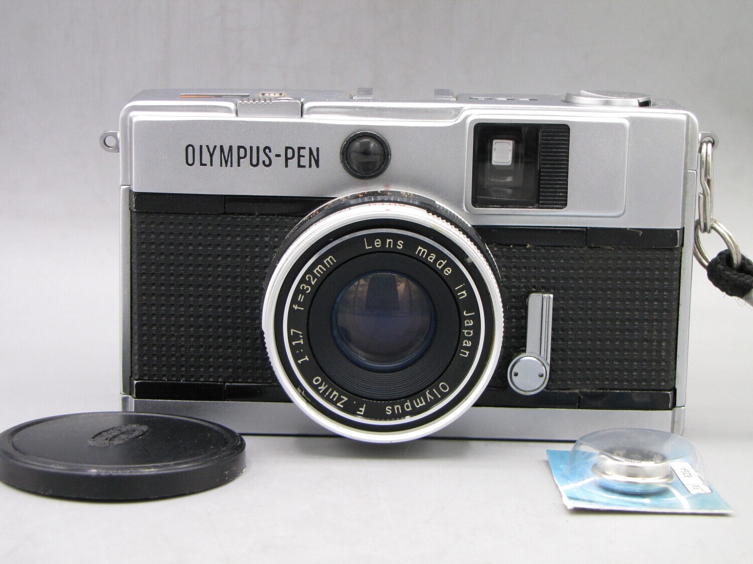 Olympus PEN EED 35mm Half Frame Camera Clad Seals Film Tested