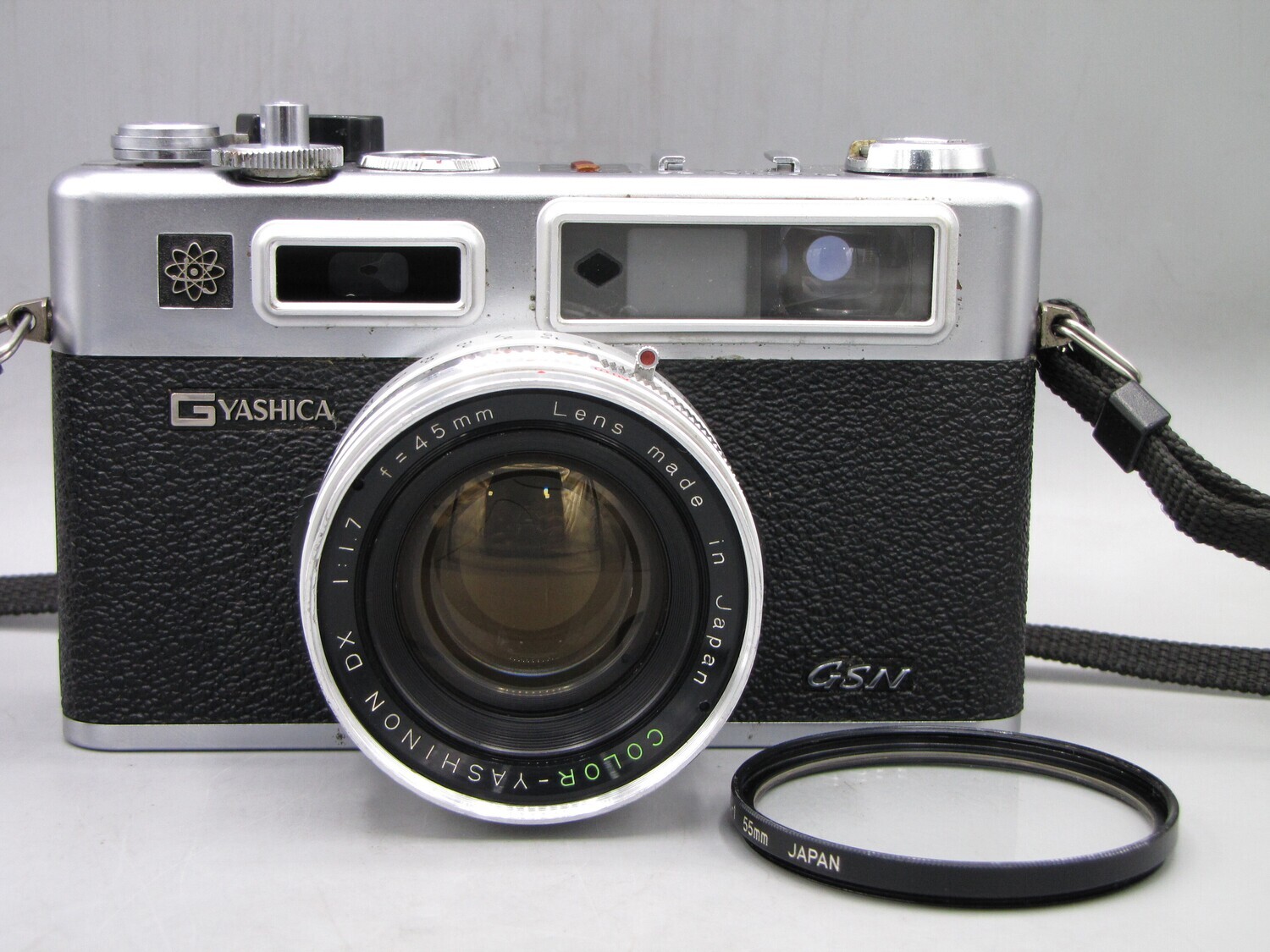 ​Yashica Electro 35 GSN 35mm Rangefinder Camera Clad Seals Film Tested
