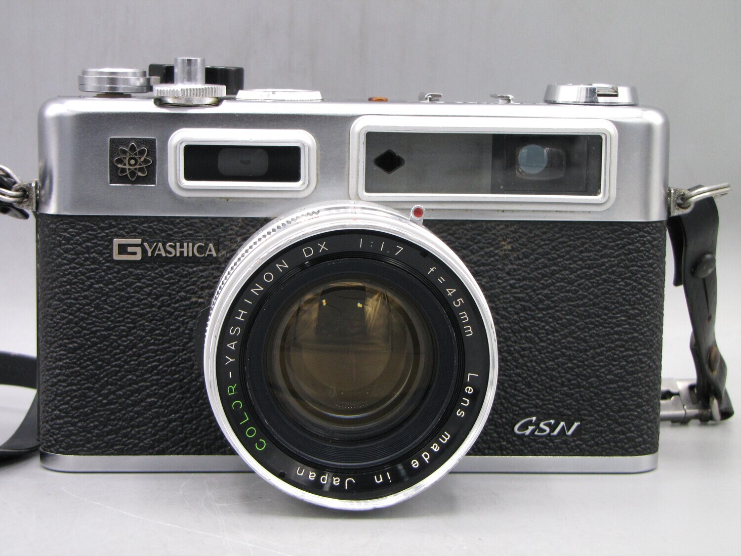 Yashica Electro 35 GSN 35mm Rangefinder Camera Clad Seal Film Tested