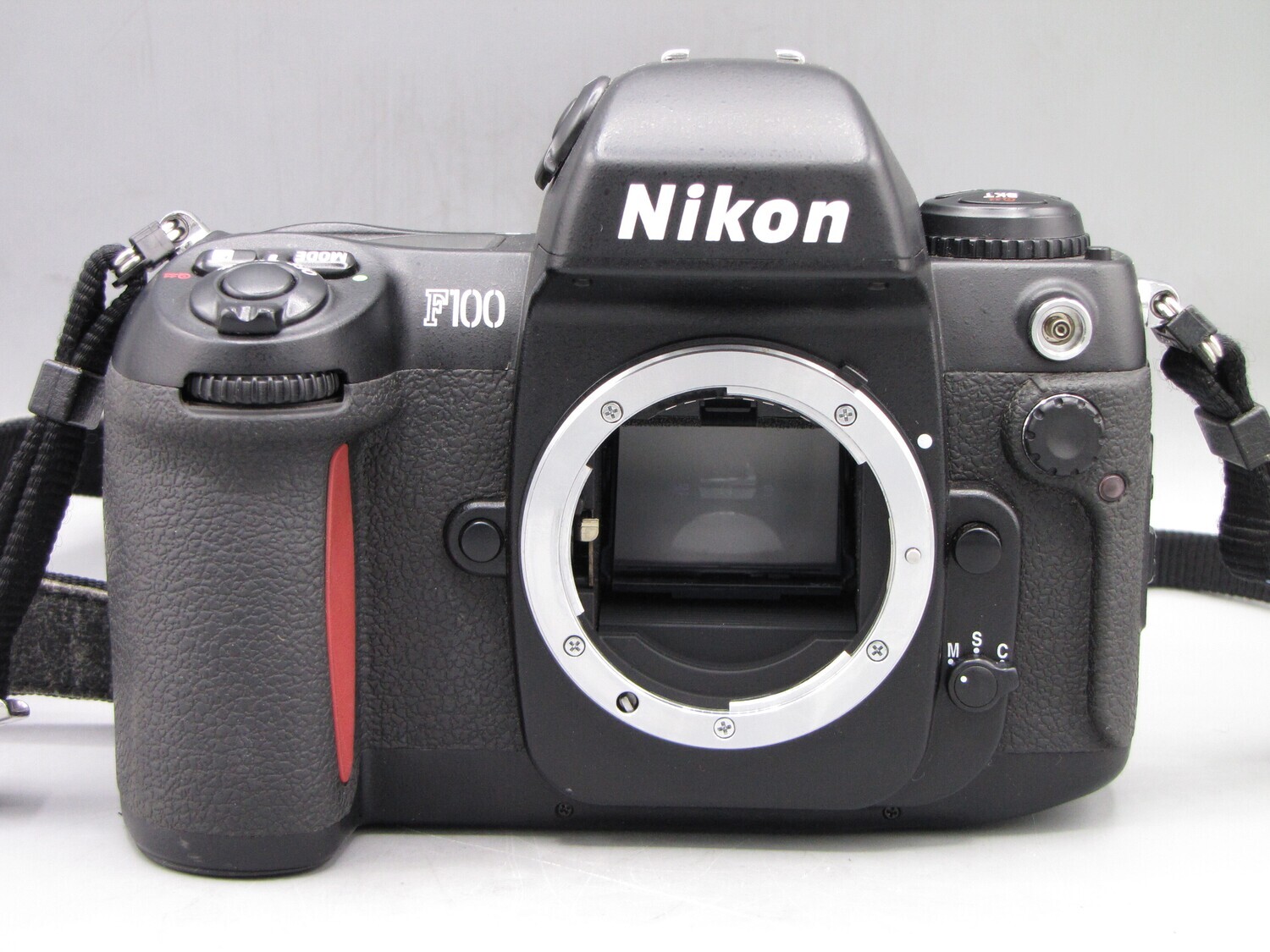 Nikon F100 35mm Film Camera body