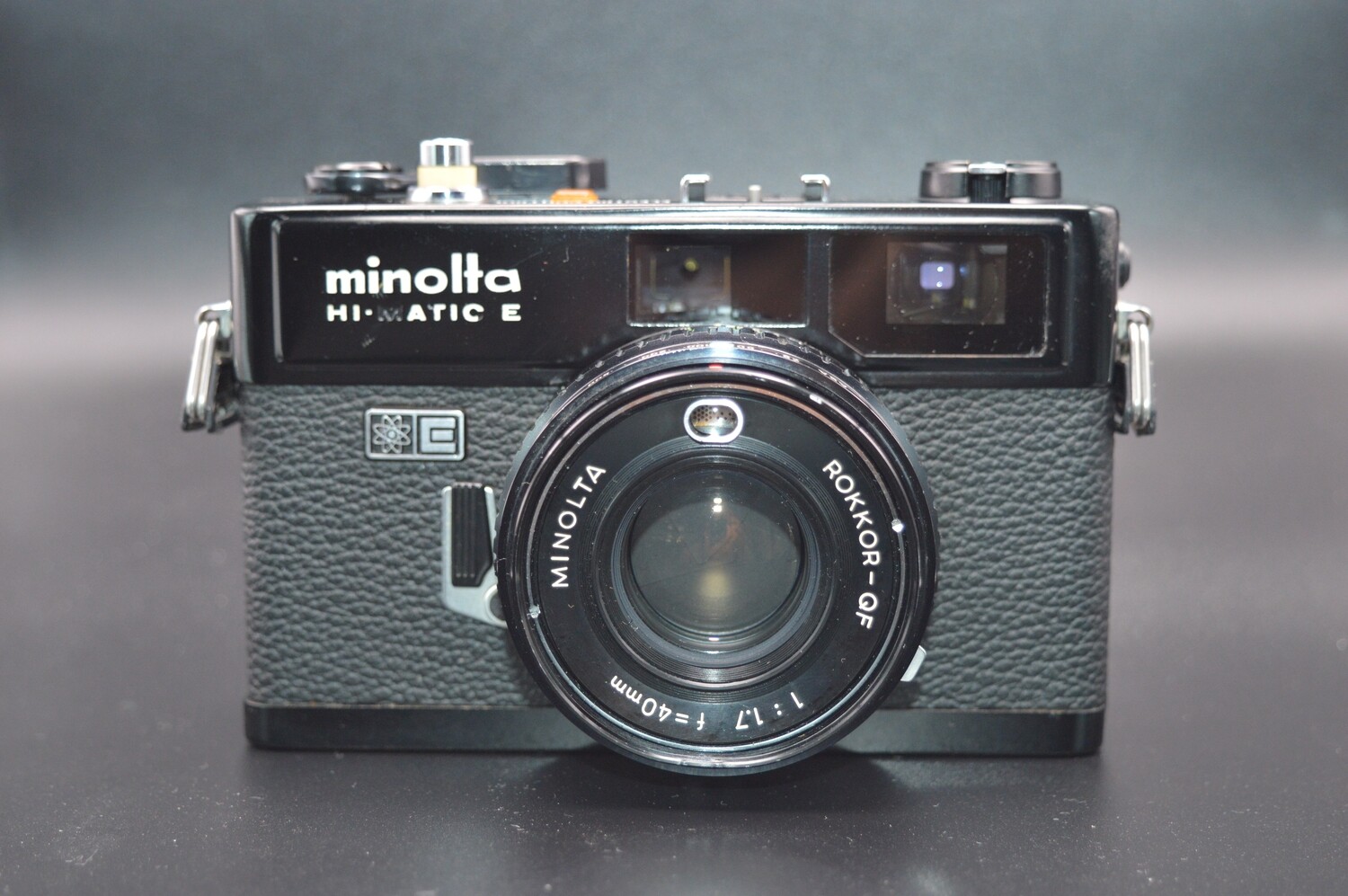 Minolta Hi Matic E 35mm RF Camera Clad Seals Film Battery Tested