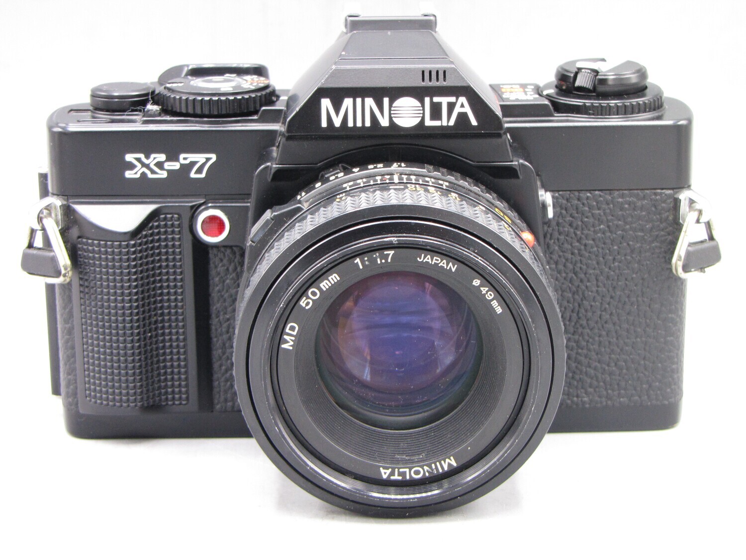 Minolta X-7 35mm SLR Camera w 1.7/50 Clad Seals Battery Tested