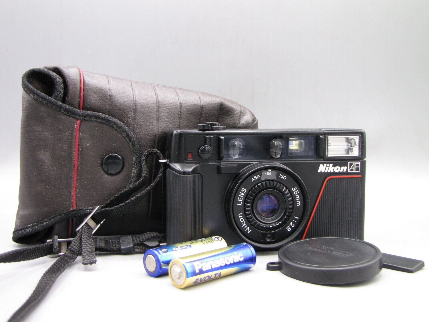 Nikon L35AF 35mm P&S Camera Clad Seals Film Tested