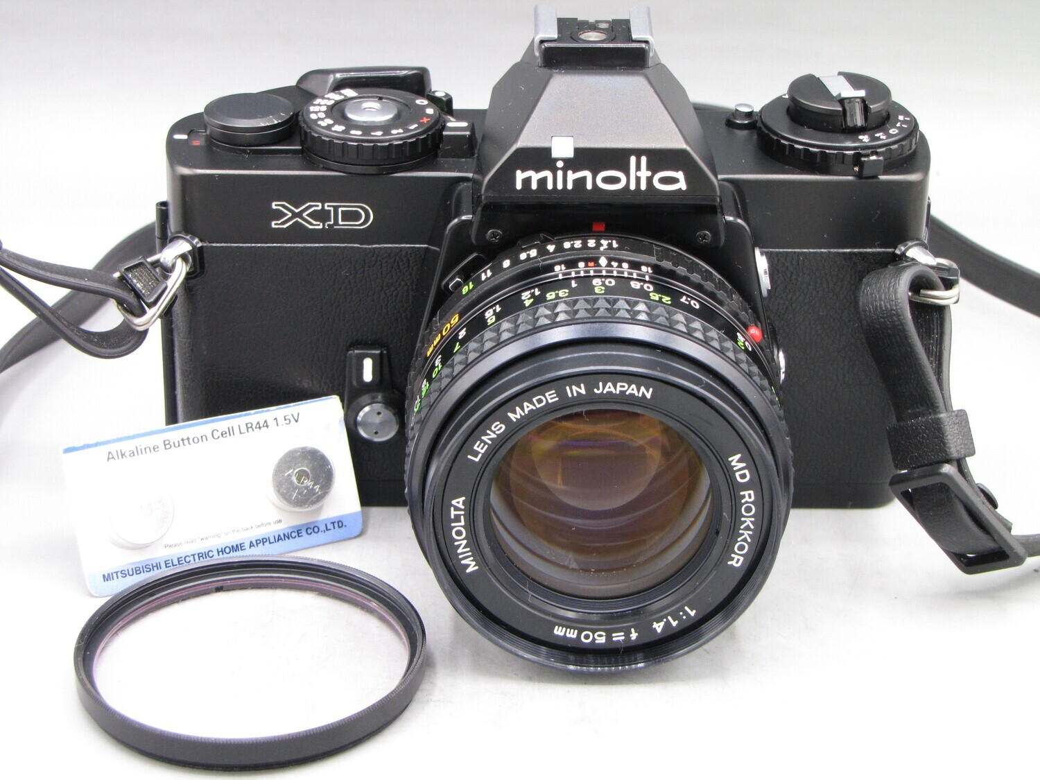 Minolta XD 35mm SLR Camera 1.4/50 Lens Clad Seals Battery
