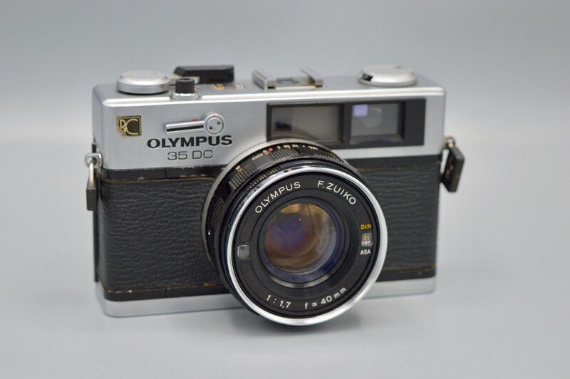 Vintage Olympus 35 DC 35mm pocket Rangefinder Film camera