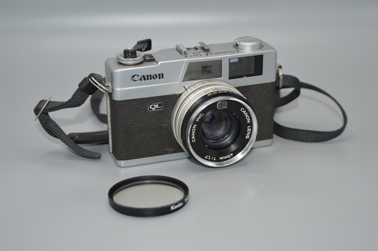 Canon QL17 Canonet 35mm Rangefinder Film Camera 40mm 1:1.7 Lens