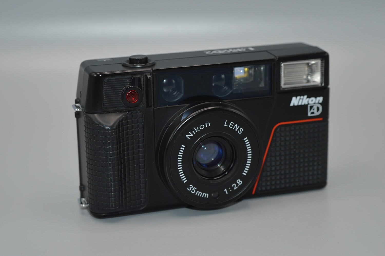 Vintage Nikon L35 AD2 35mm point &amp; shoot Film Camera