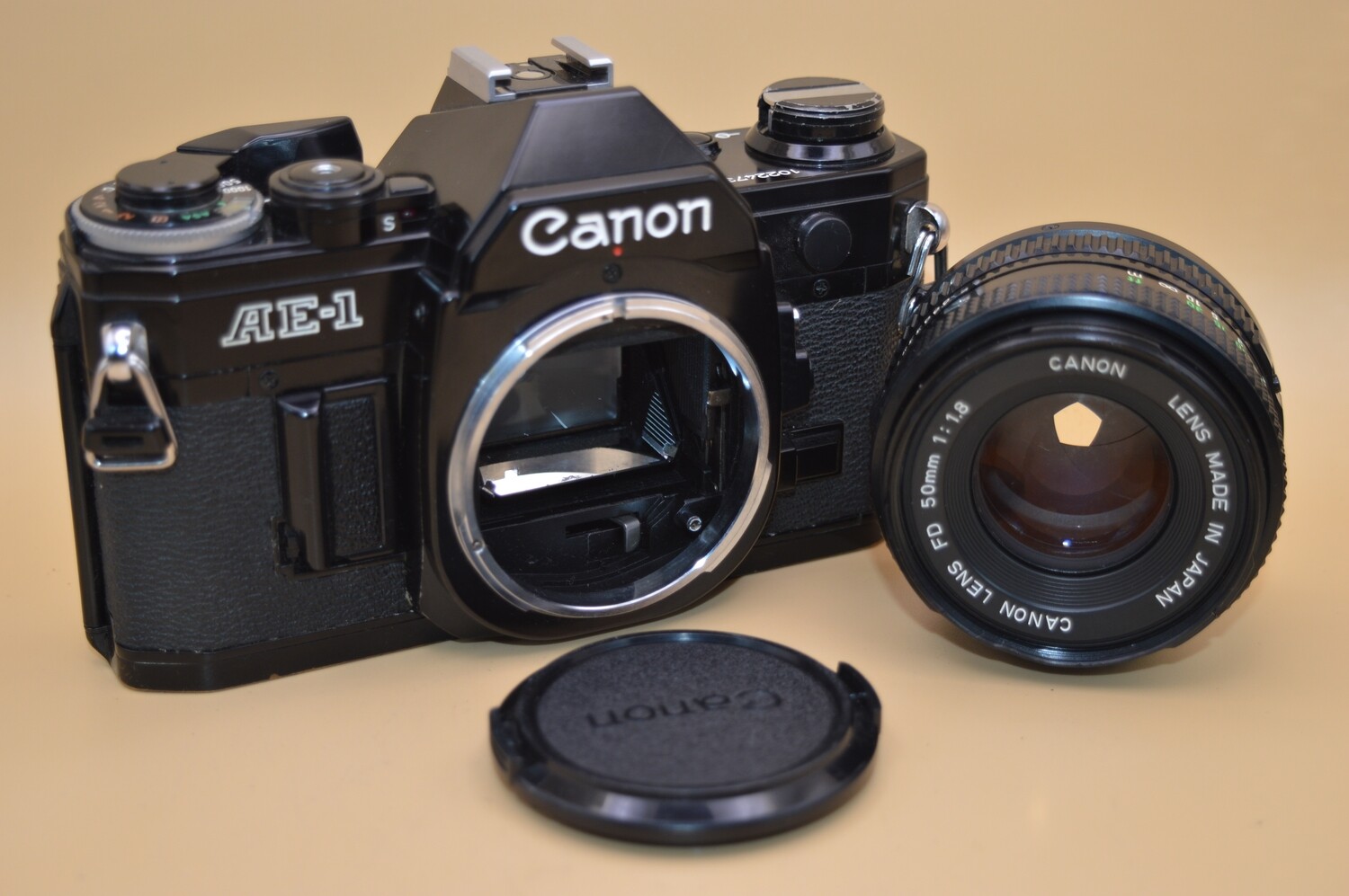 Vintage Canon AE1 SLR 35mm Film Camera * Read*