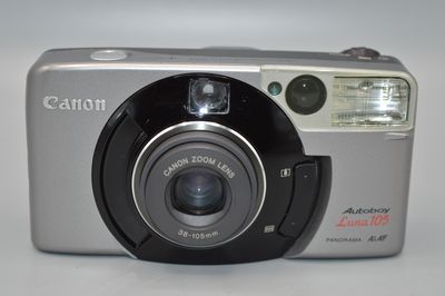 Canon Autoboy Luna 105 35mm vintage Film camera fully point and shoot