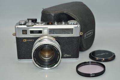 Yashica Electro 35 GSN 35mm Rangefinder Vintage Film Camera 1:1.7 45mm