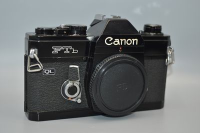 Canon FTB QL SLR 35mm Vintage film camera Body Black Working