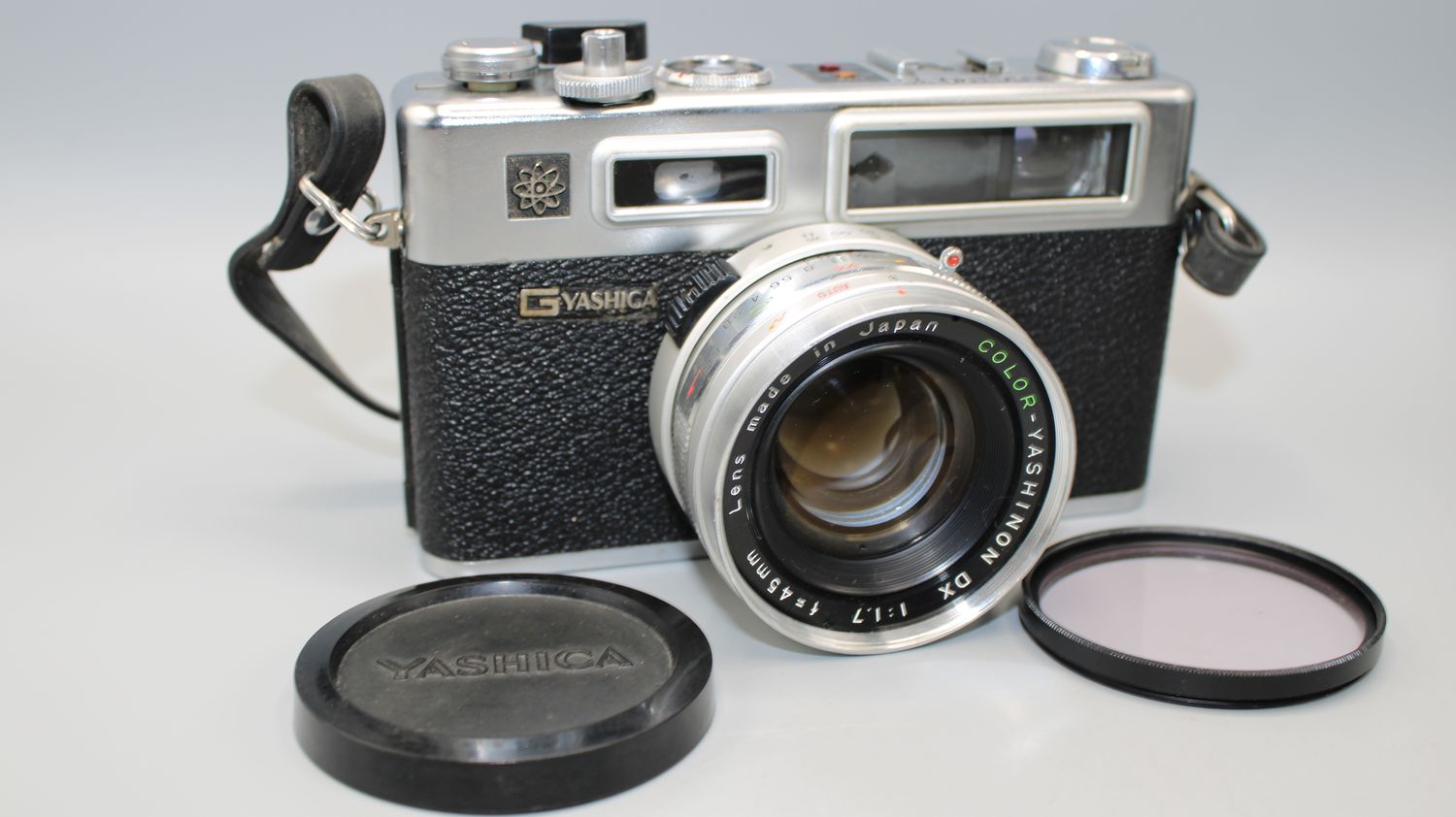 YASHICA ELECTRO 35 GSN 35MM RANGEFINDER VINTAGE FILM CAMERA 1:1.7 45MM