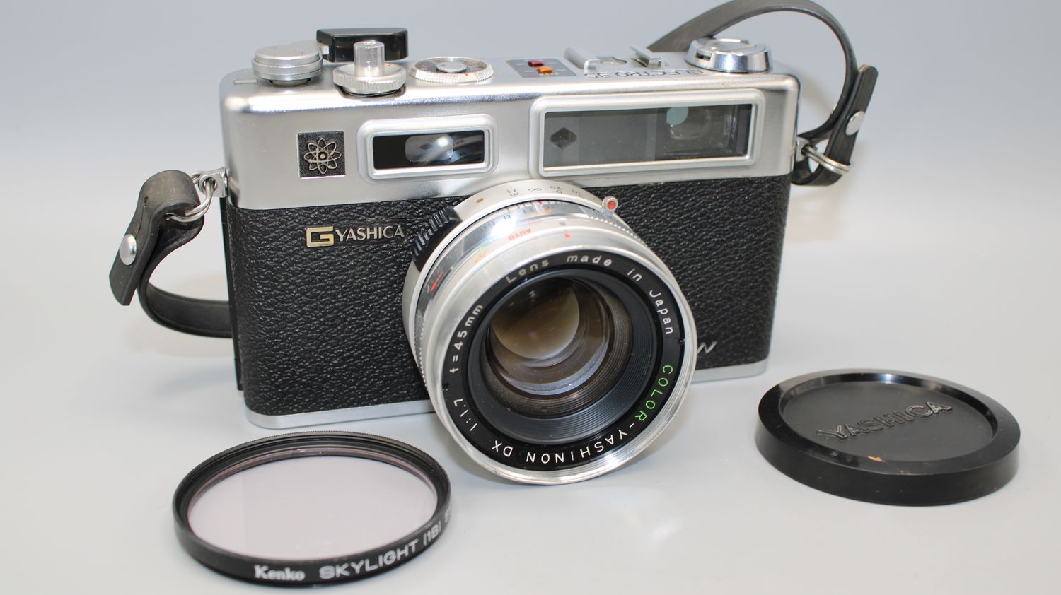 YASHICA ELECTRO 35 GSN 35MM RANGEFINDER VINTAGE FILM CAMERA 1:1.7 45MM