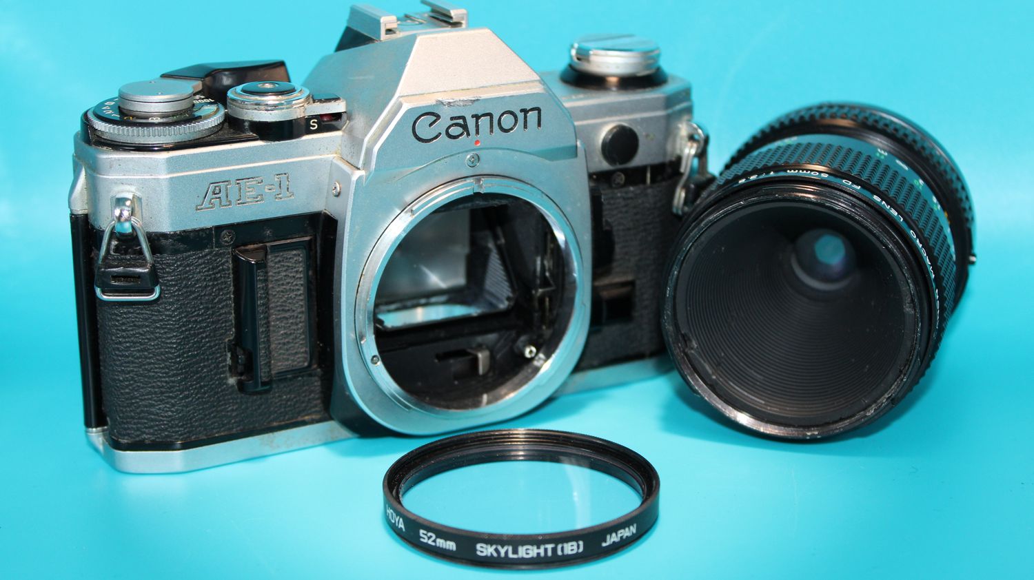 Vintage Canon AE1 SLR 35mm Film Camera with Zoom Lens