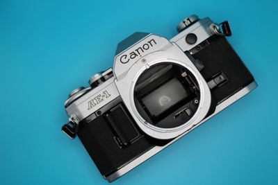 Canon AE-1 SLR 35mm camera body for parts or repairs