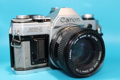 Canon AE-1 SLR 35mm camera for parts or repairs