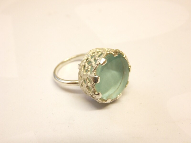 Glass-set Ring
