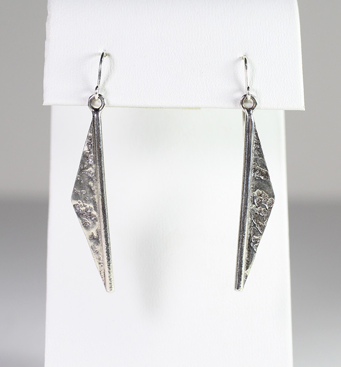 Hook EARRING Perseverance Silver