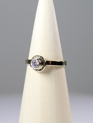Ring 14k Gold and Moissonite, Size 6
