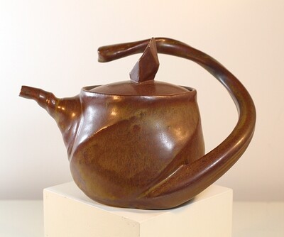 Teapot with Swirly handle