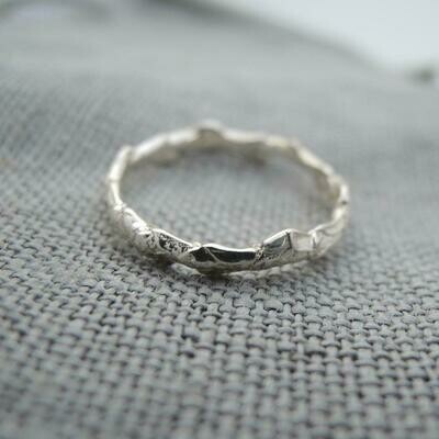 Thin Cedar Ring Silver