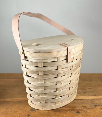 Birch and Ash Picnic Basket with Wine Holder