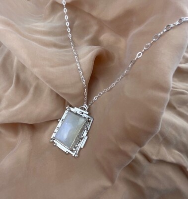 Rectangle Moonstone Necklace 25