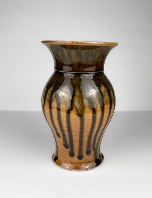 8&quot; Classic Pottery Vase