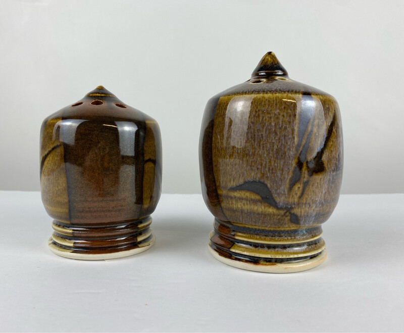 Pottery Shaker Partride Glaze
