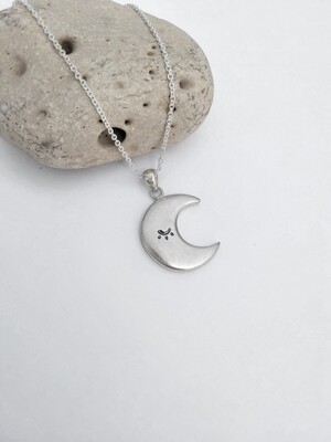 Moon Eye Closed Penant on Sterling Silver Chain 18