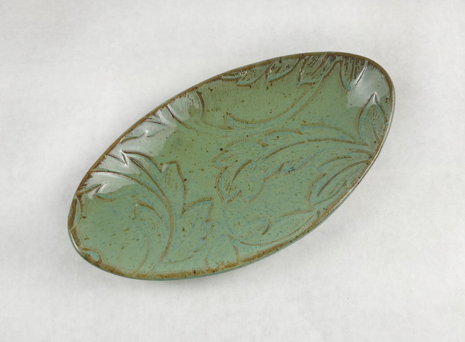 Green Glaze Textured Oval Pottery Dish