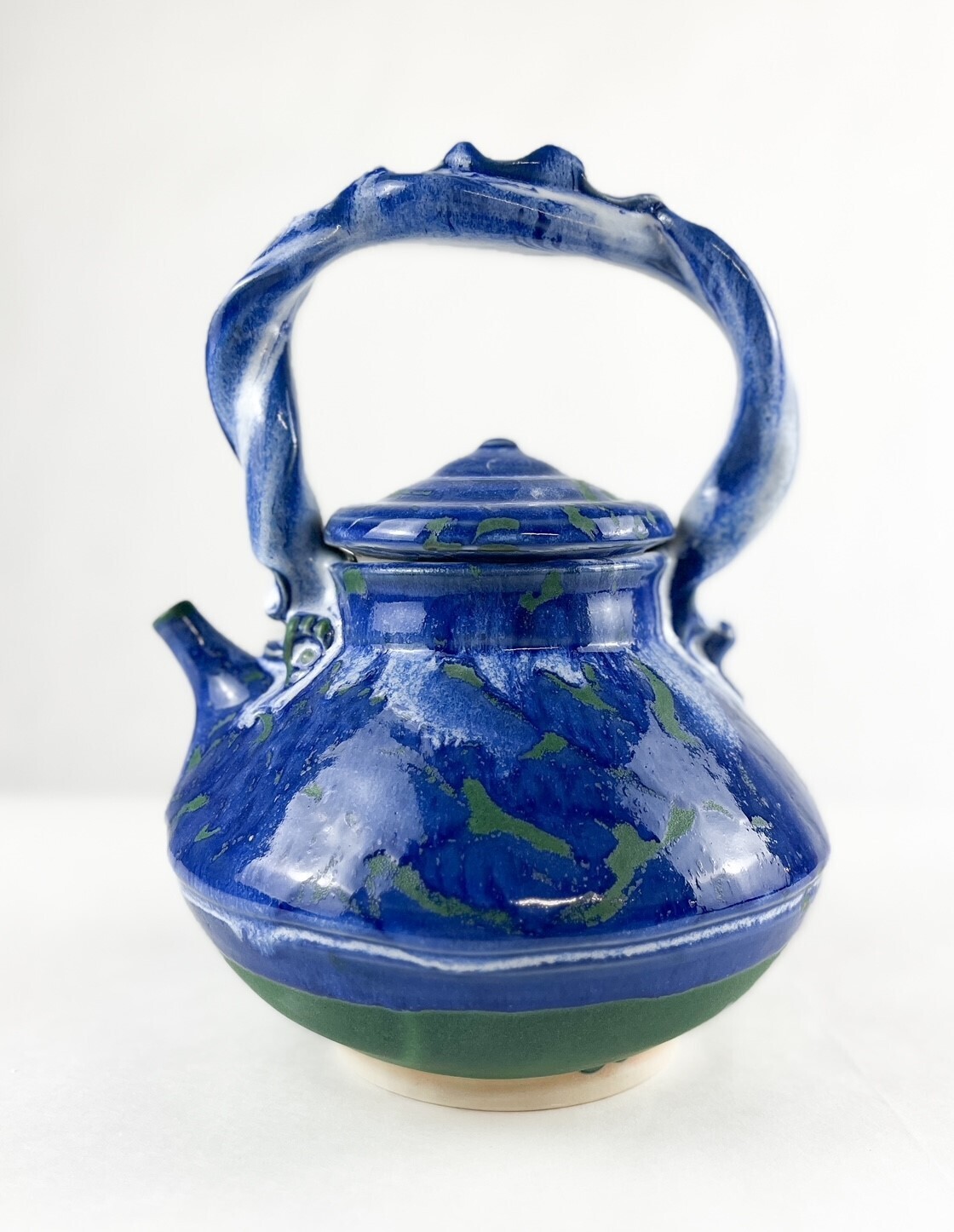 Large Flo Blue Pottery Tea Pot