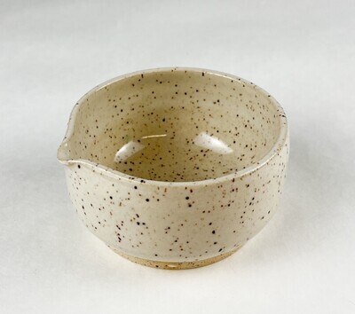 Pottery Pouring Bowl Cinnamon Latte Glaze
