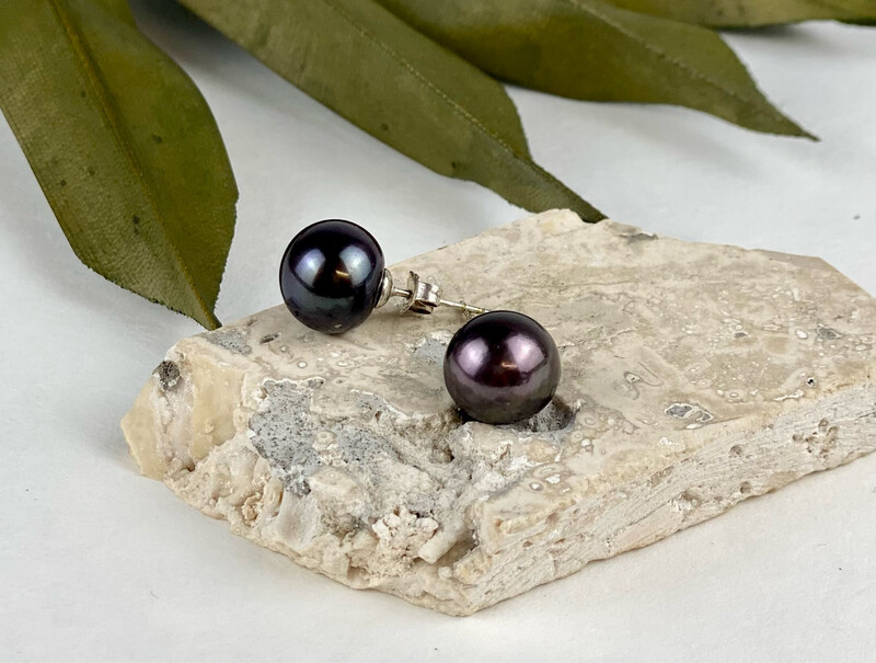 Freshwater Pearl Stud Earrings