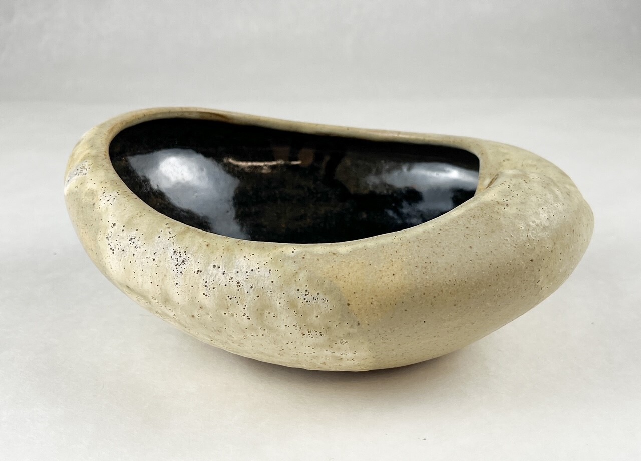 Cobble Pinhole Pottery Bowl 8x6.5x3