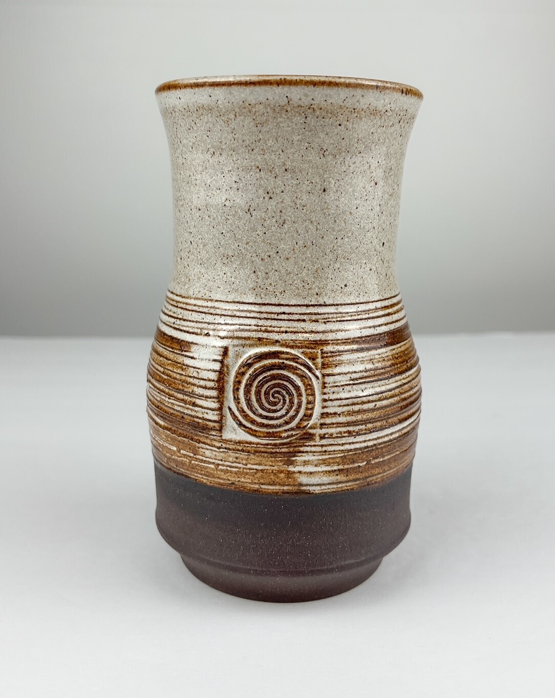 White Glaze/Brown Clay Swirl Pottery Tumbler