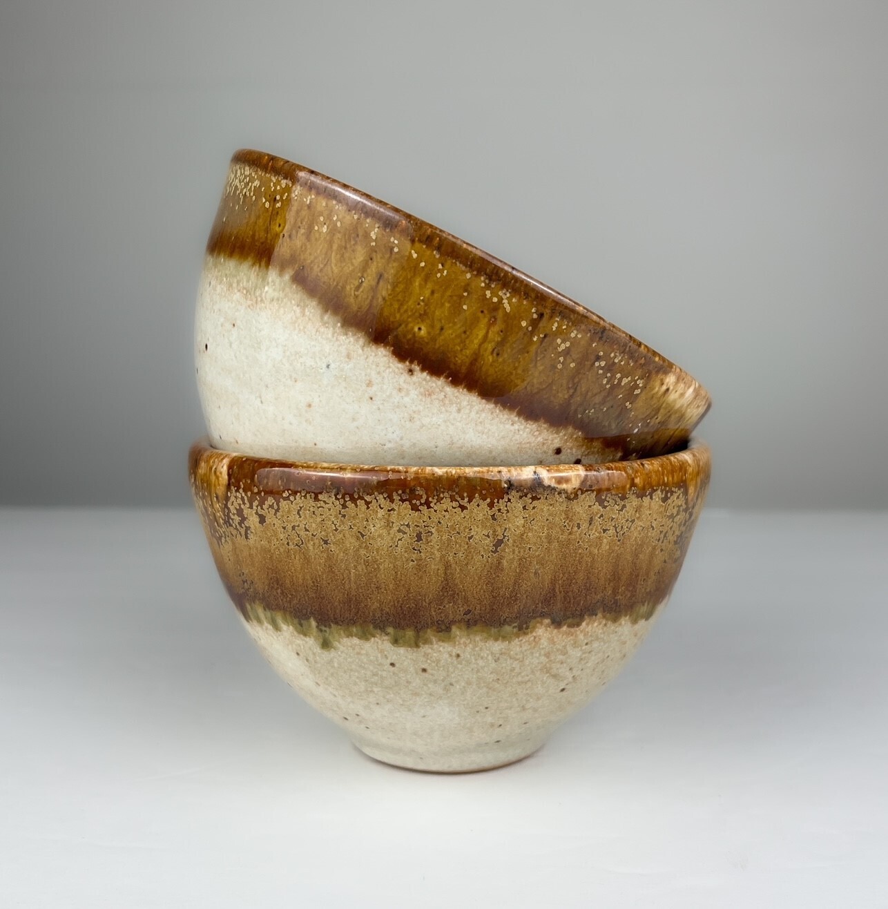 Rice Pottery Bowl White & Brown